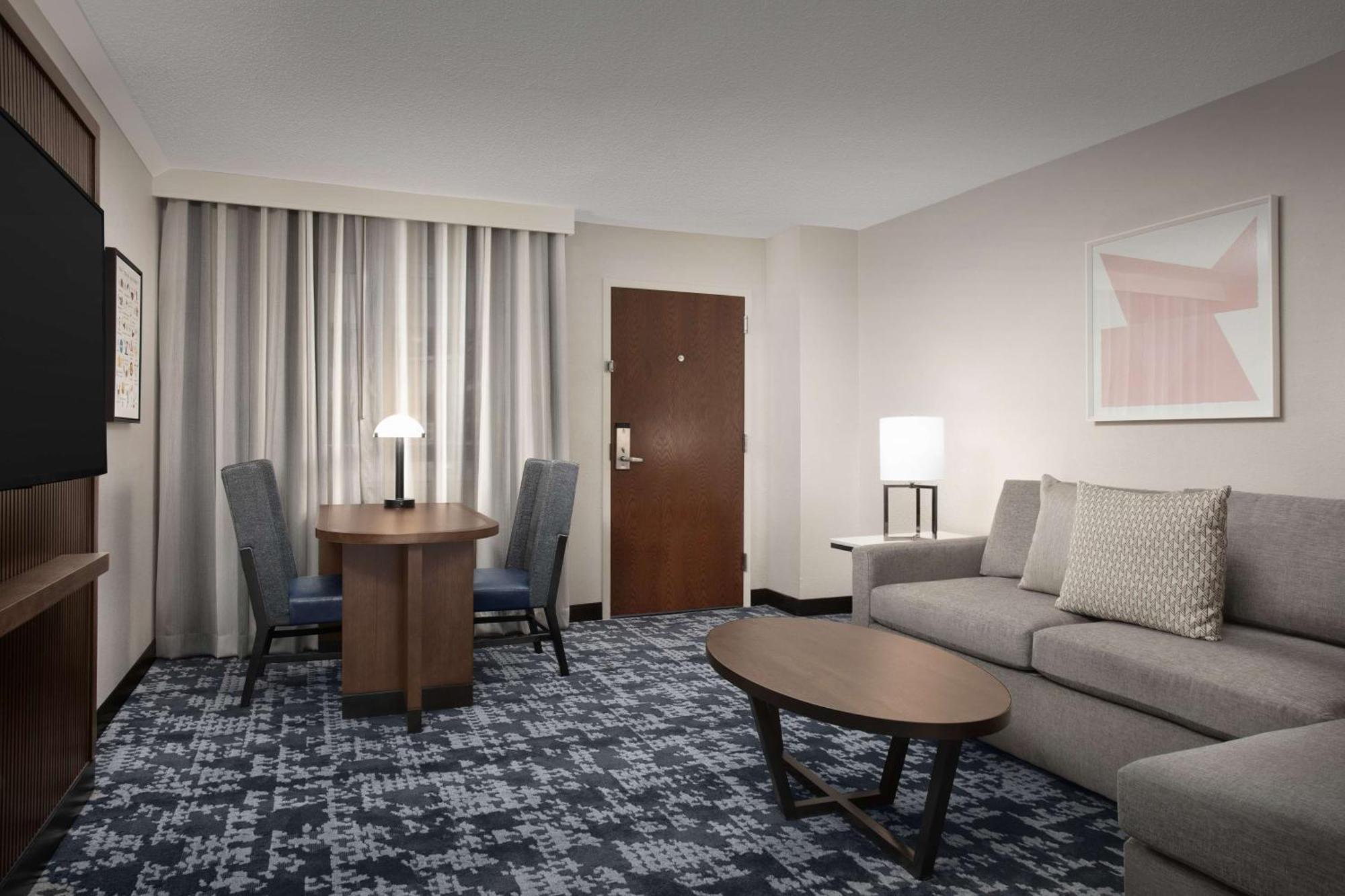 Embassy Suites By Hilton Dallas Near The Galleria Zewnętrze zdjęcie